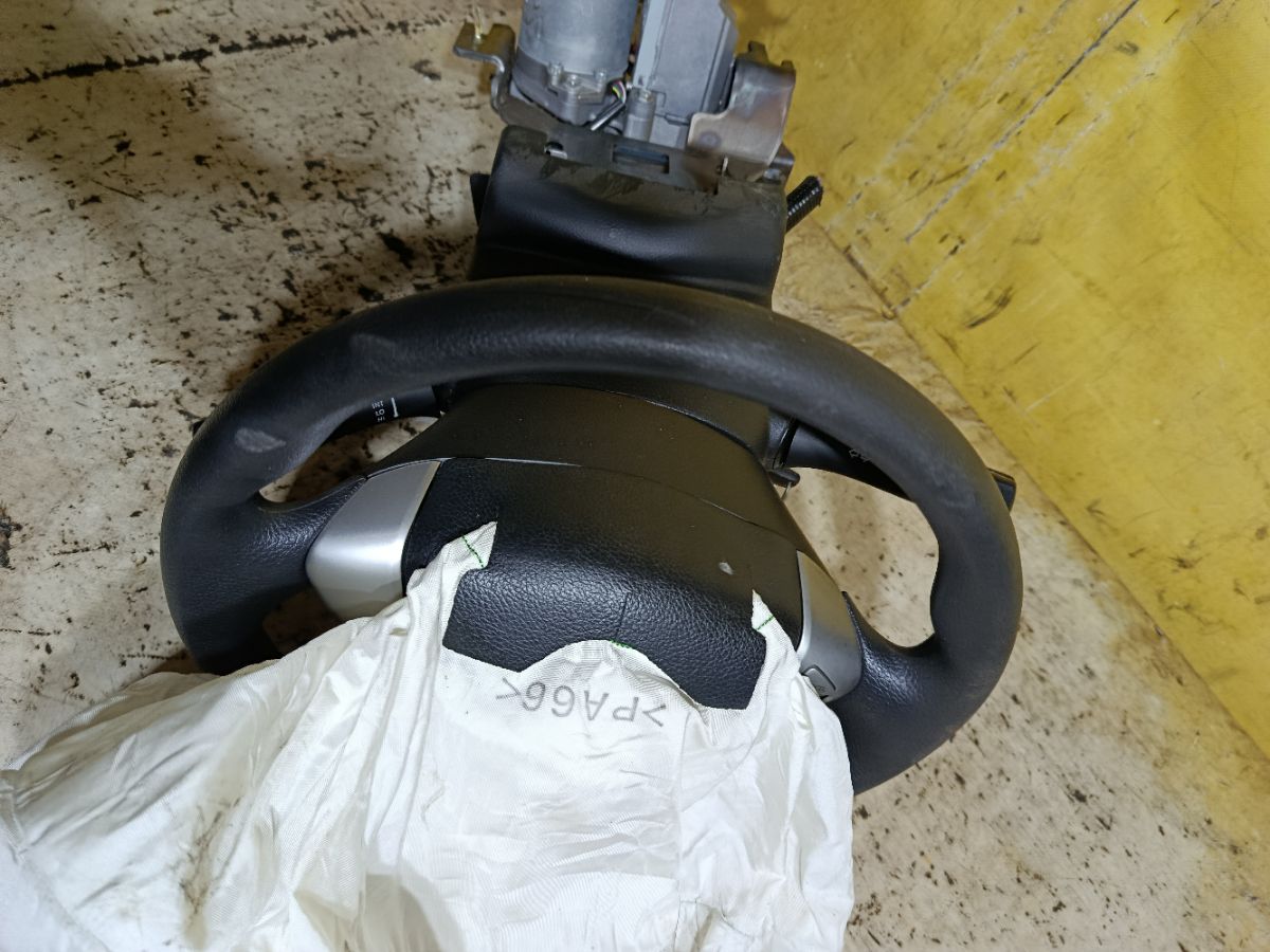 Рулевая колонка на Nissan Serena C26 Фото 3