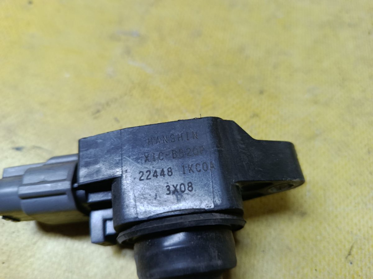 Катушка зажигания 22448-1KC0A на Nissan Serena C26 MR20DD Фото 2