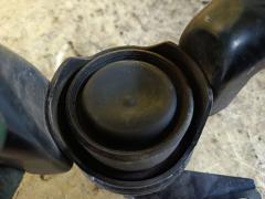 Подушка двигателя 12305-37050 на Toyota Noah ZRR70G 3ZR-FAE Фото 4