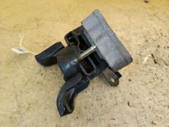Подушка двигателя 12305-37050 на Toyota Noah ZRR70G 3ZR-FAE Фото 2