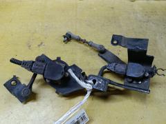 Датчик регулировки наклона фар на Honda Stream RN8