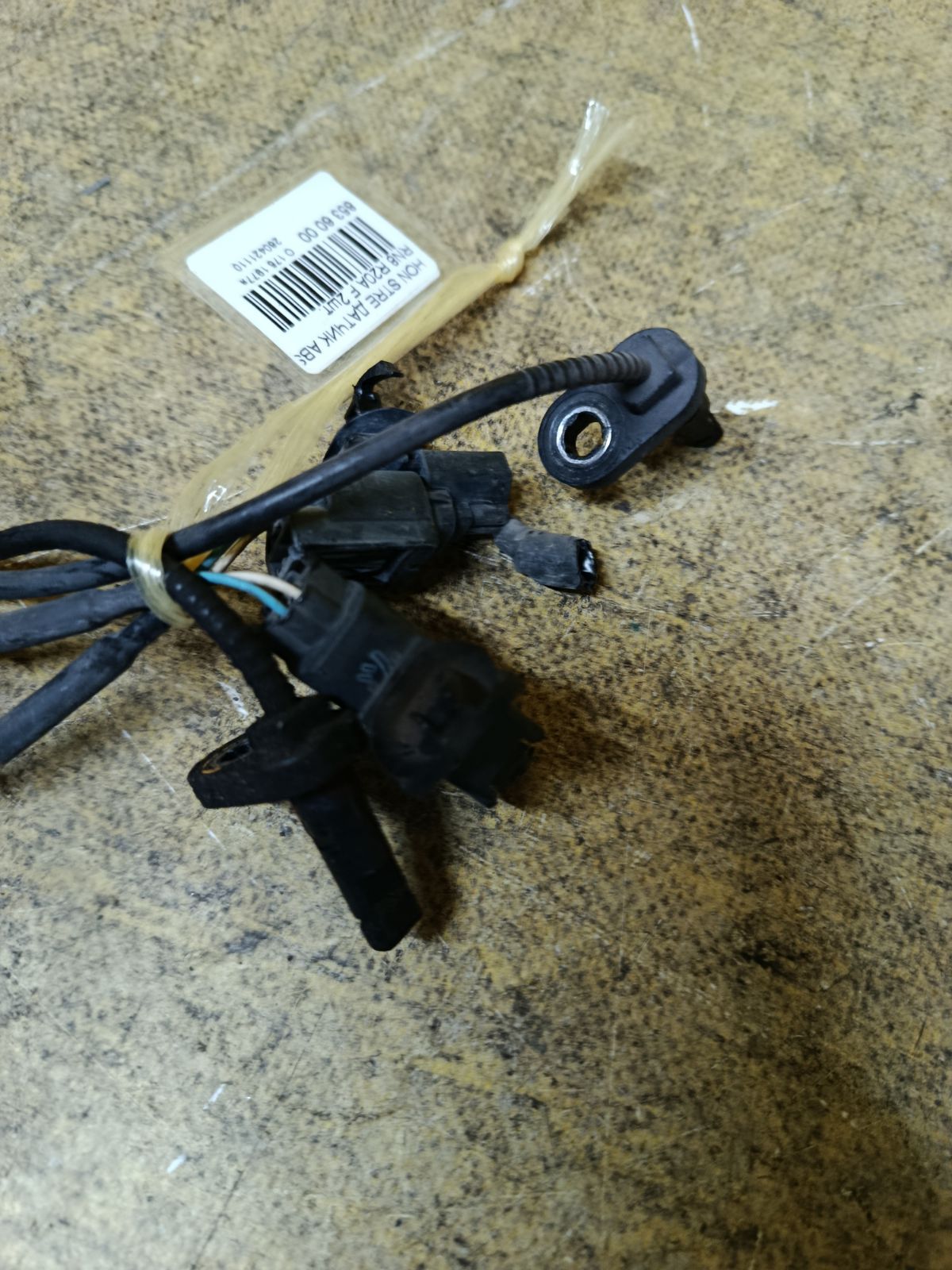 Датчик ABS на Honda Stream RN8 R20A Фото 2