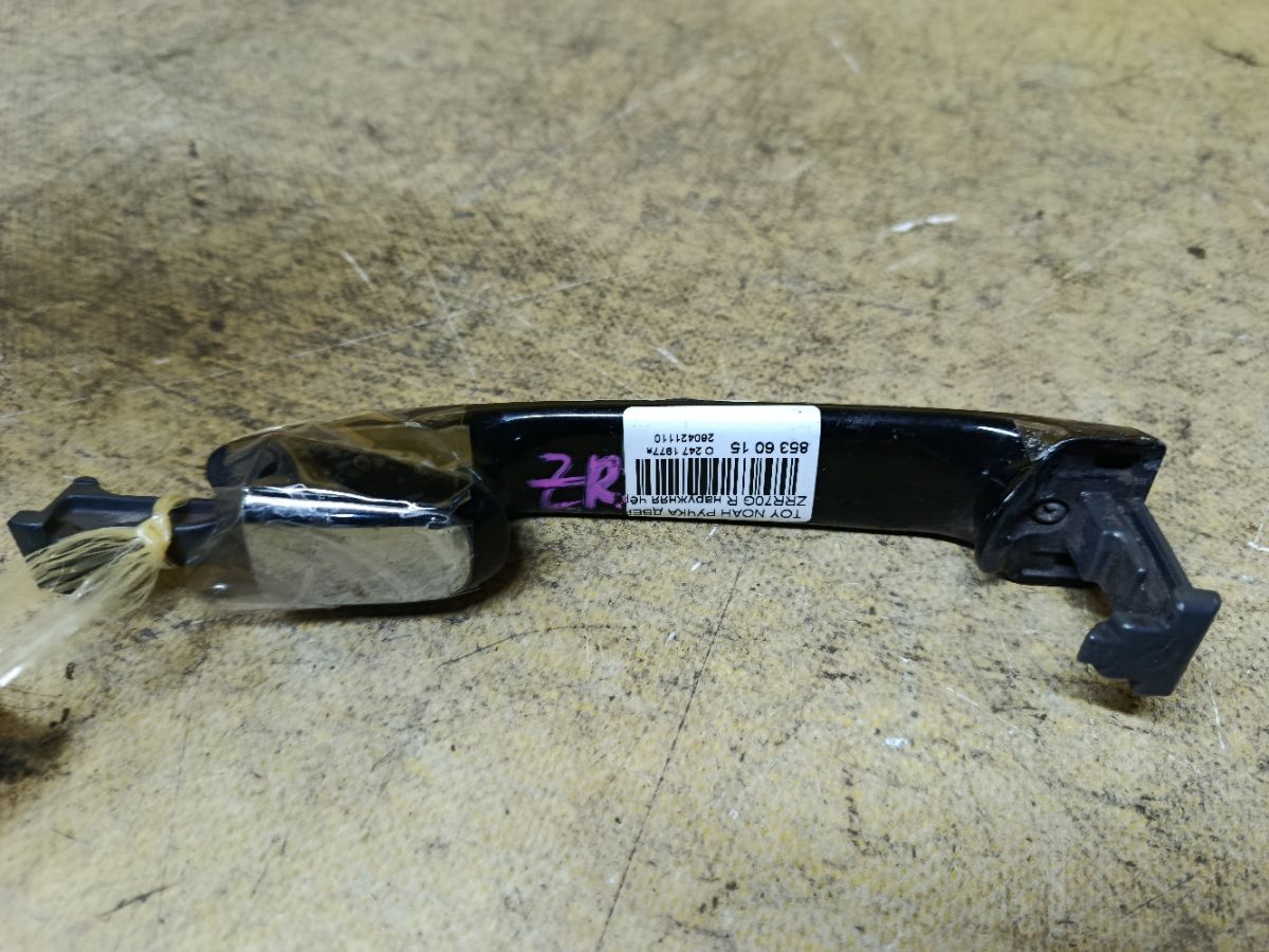 Ручка двери на Toyota Noah ZRR70G Фото 4