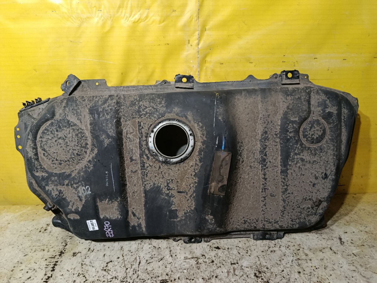 Бак топливный на Toyota Noah ZRR70G 3ZR-FAE Фото 2