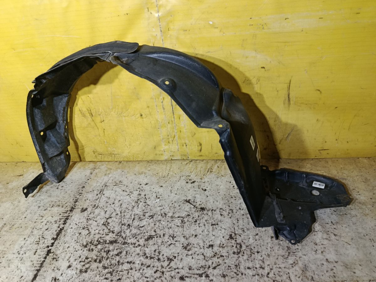 Подкрылок на Toyota Prius ZVW30 2ZR-FXE Фото 2