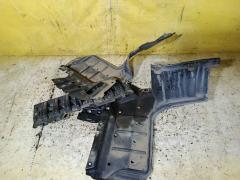 Защита двигателя 51442-28150, 51441-28170, 52618-28020 на Toyota Noah ZRR70G 3ZR-FAE Фото 2