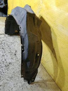 Подкрылок 53876-28251 на Toyota Noah ZRR70G 3ZR-FAE Фото 4