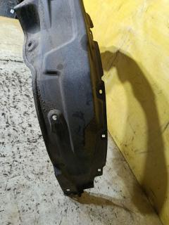 Подкрылок 53875-28201 на Toyota Voxy ZRR70G 3ZR-FAE Фото 4