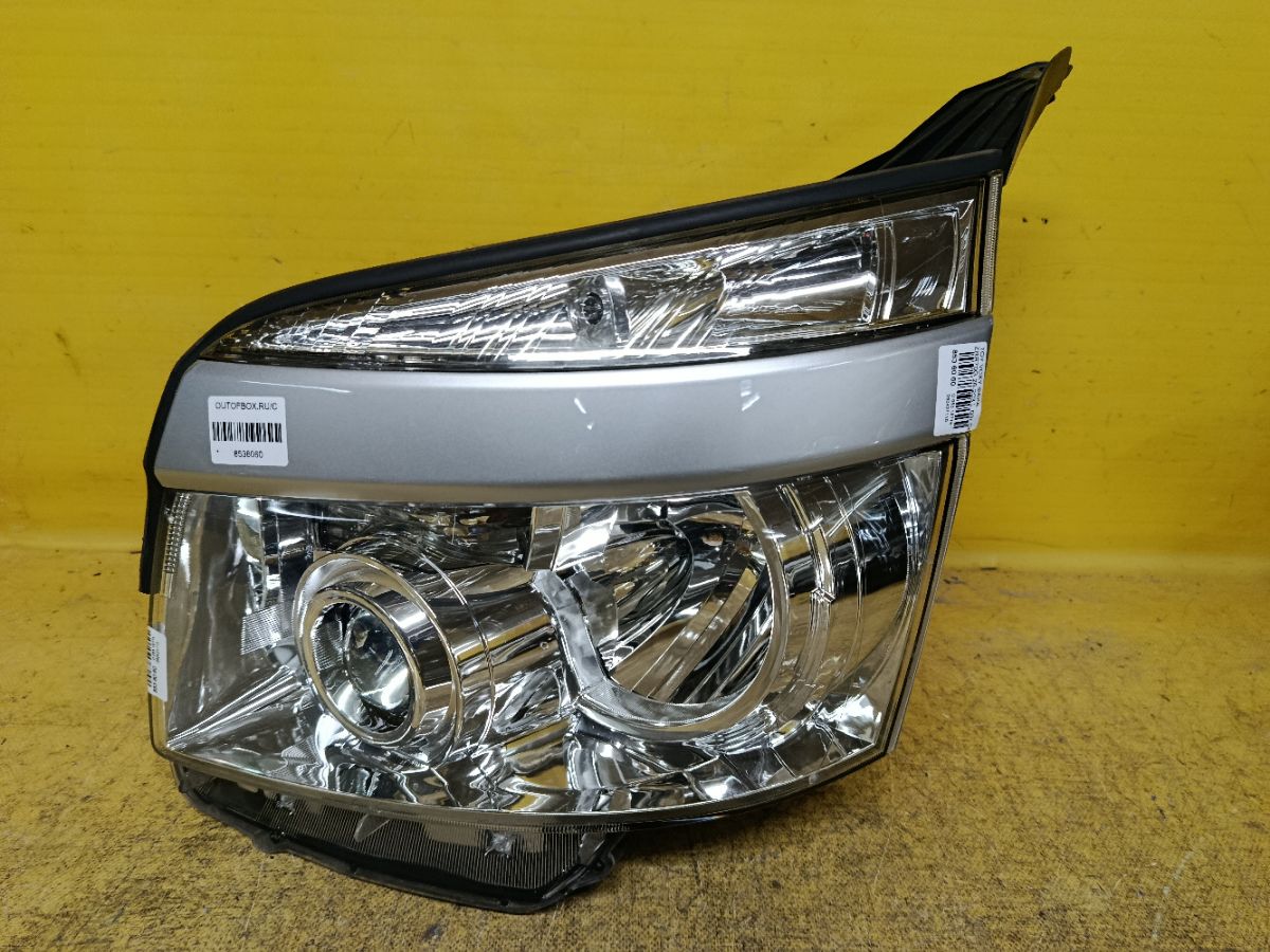 Фара 28-203 28-203, на Toyota Voxy ZRR70G Фото 2