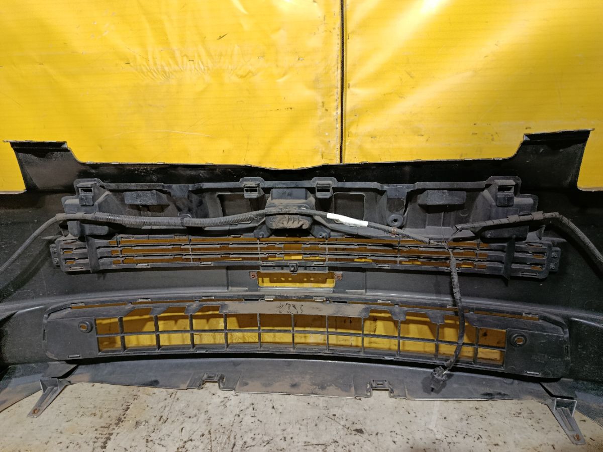 Бампер 42-34 42-34,52119-28D50/60 на Toyota Voxy ZRR70G Фото 10