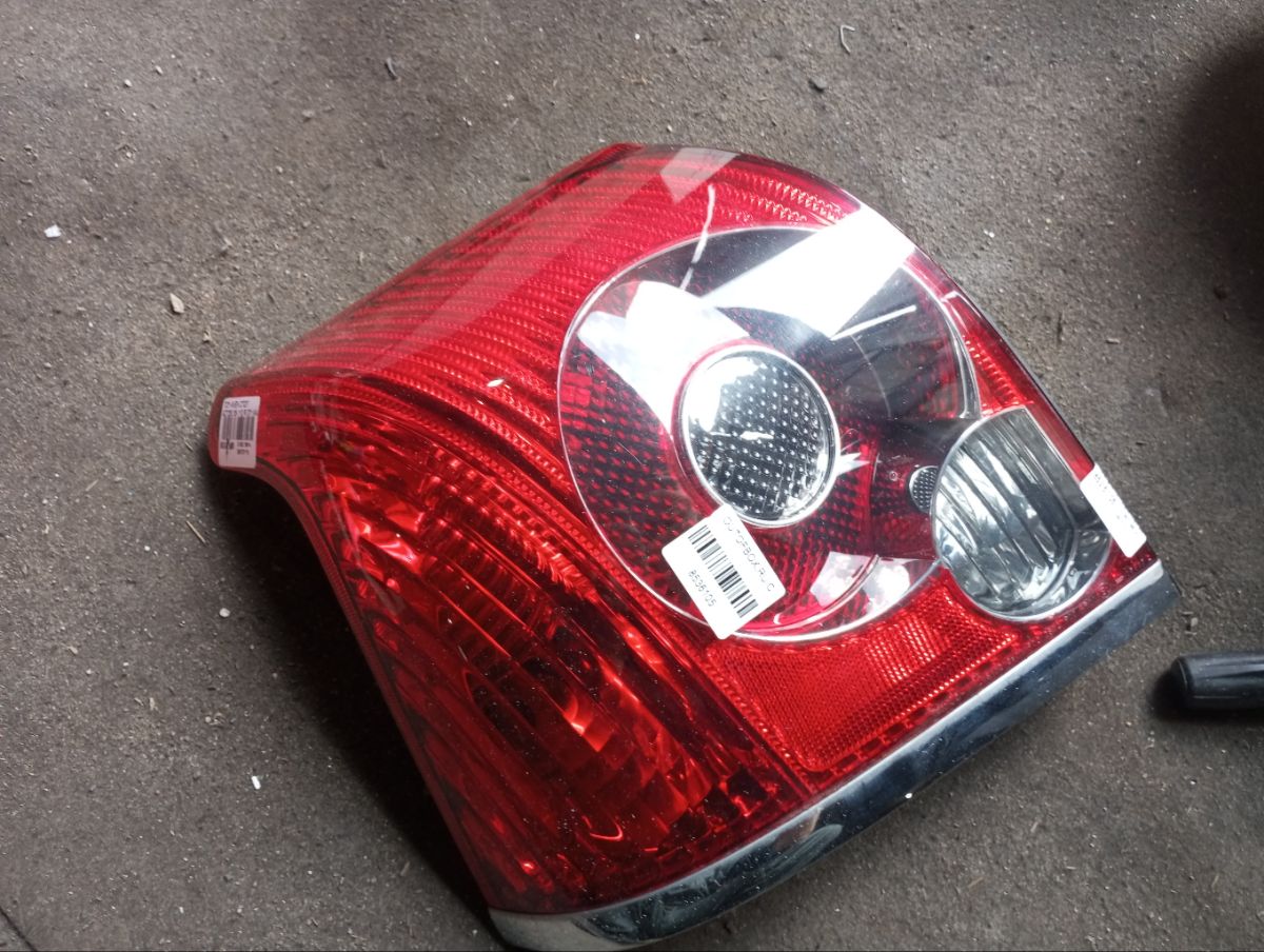 Стоп 35-110 35-110, на Toyota Avensis AZT250 Фото 6