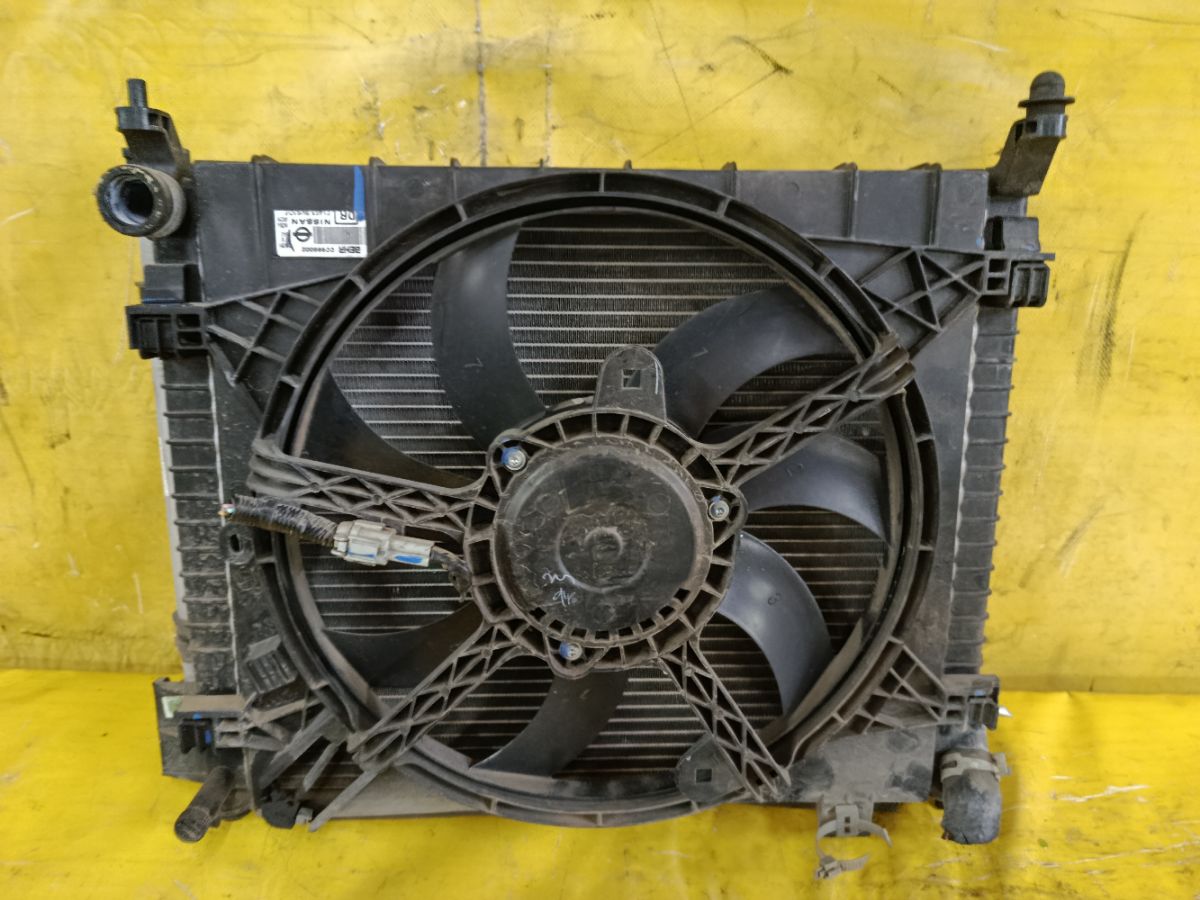Радиатор ДВС 21403-3VS3DP на Nissan Note E12 HR12DDR Фото 2