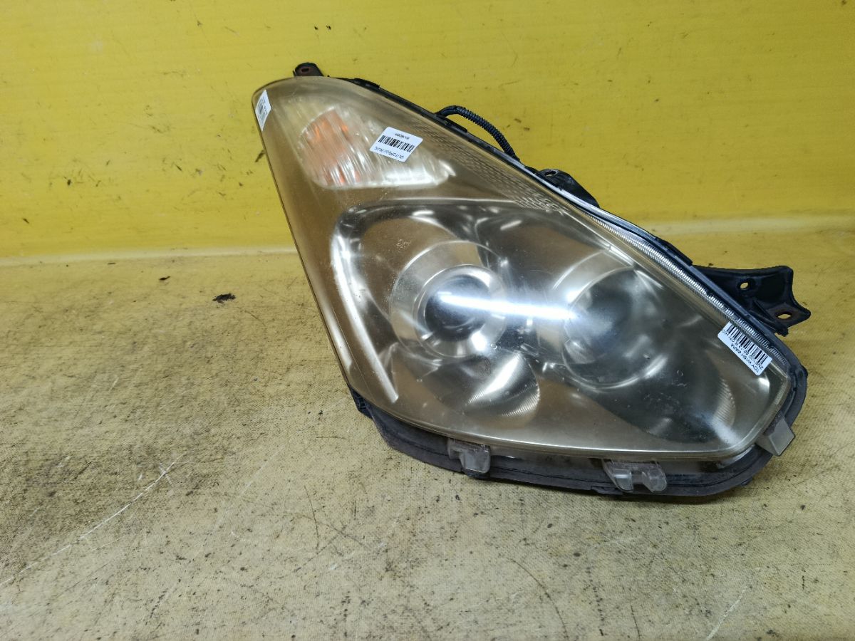 Фара 68-13 68-13 на Toyota Wish ZNE10G Фото 1