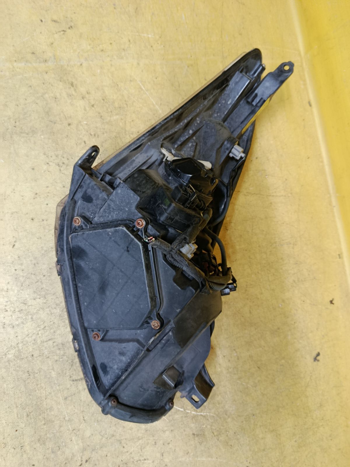 Фара 68-13 68-13 на Toyota Wish ZNE10G Фото 6