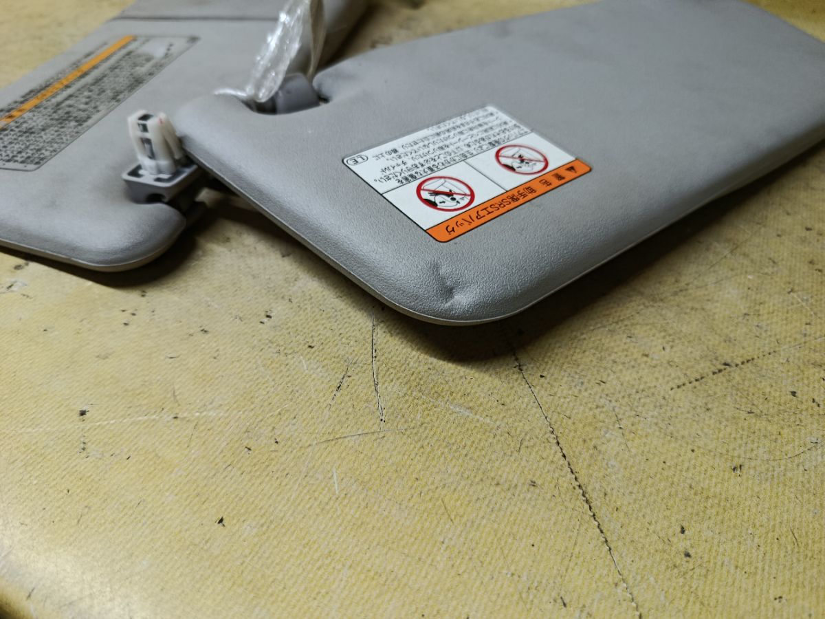 Козырек от солнца на Toyota Wish ZNE10G Фото 2
