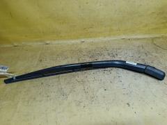 Держатель дворника на Toyota Porte NNP10 85241-52070, Заднее расположение