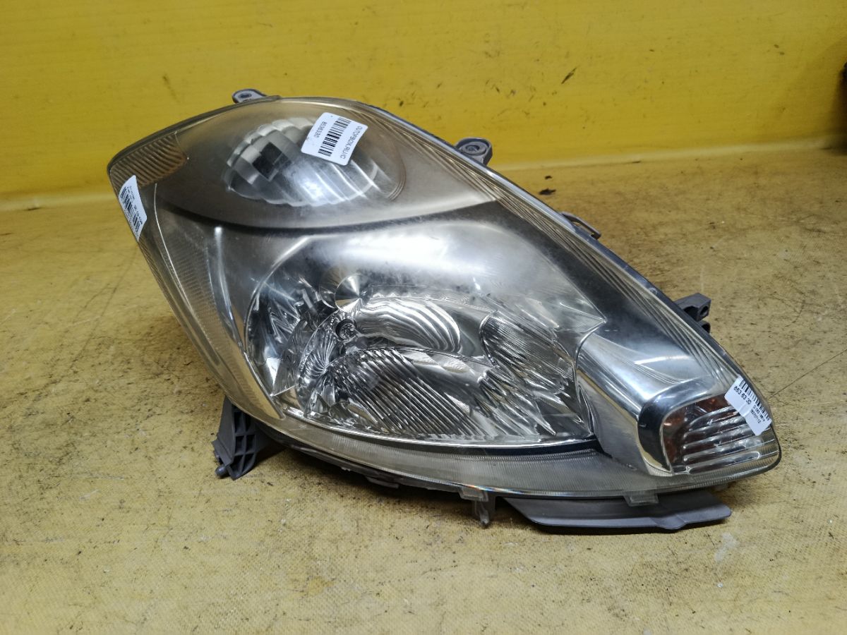 Фара 100-51767 100-51767, на Toyota Passo KGC10 Фото 2