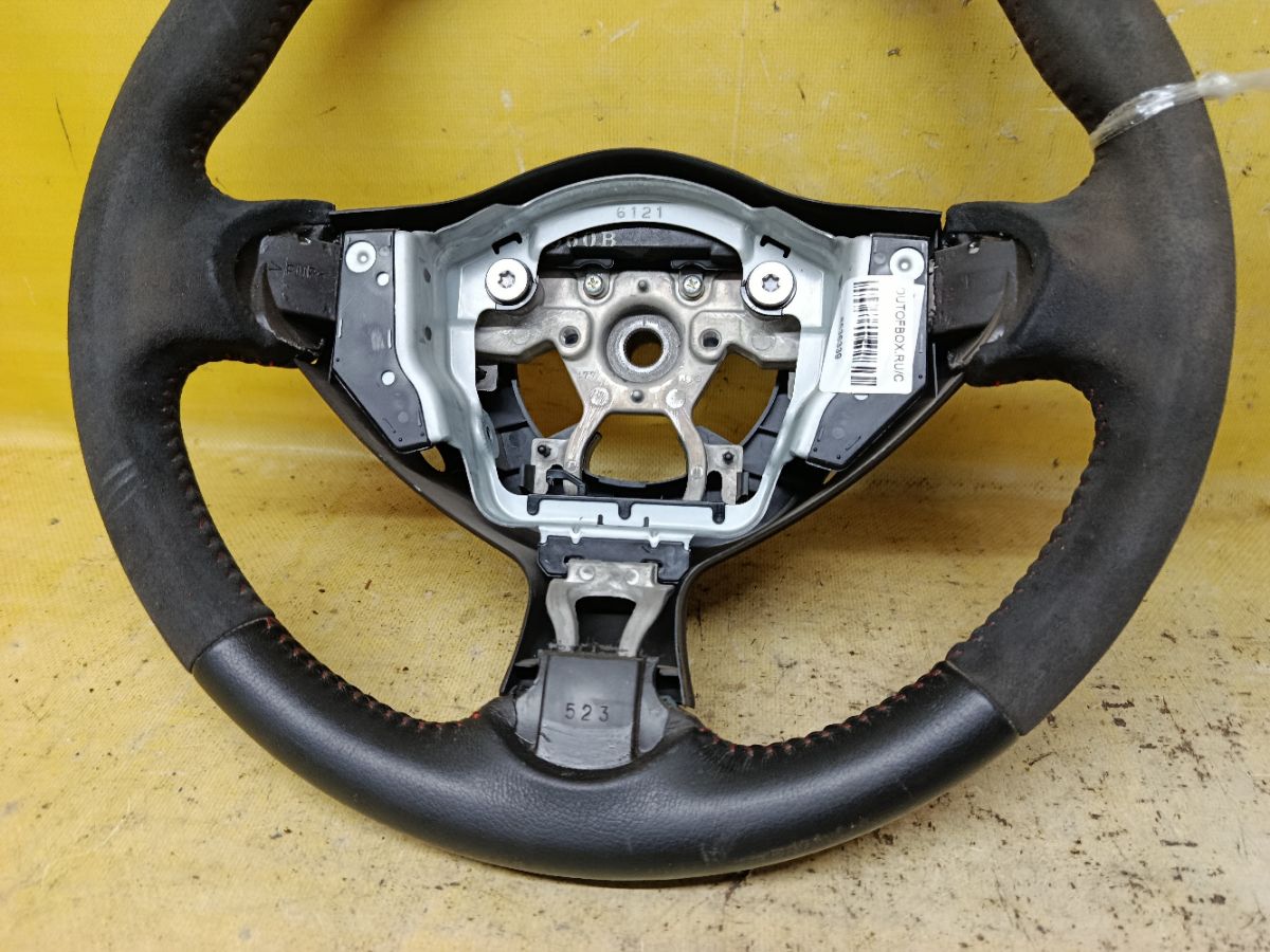 Руль на Nissan Note E12 Фото 3