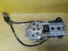 Доводчик двери на Honda Elysion RR1 Фото 4
