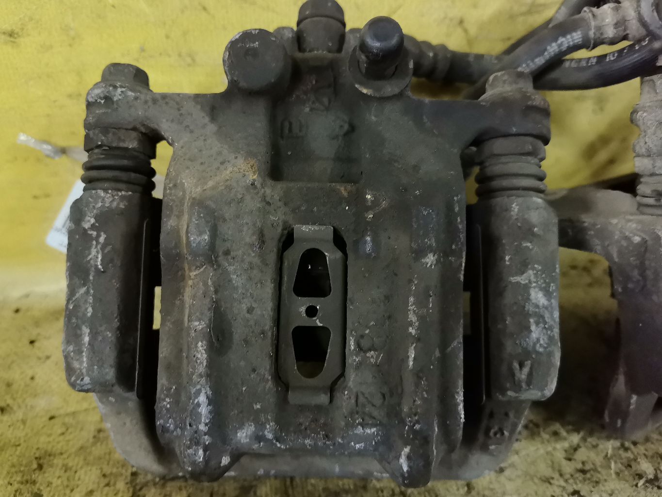Суппорт на Honda Stepwgn RK5 R20A Фото 3