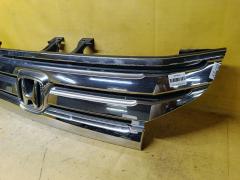Решетка радиатора на Honda Stepwgn RK5 Фото 2