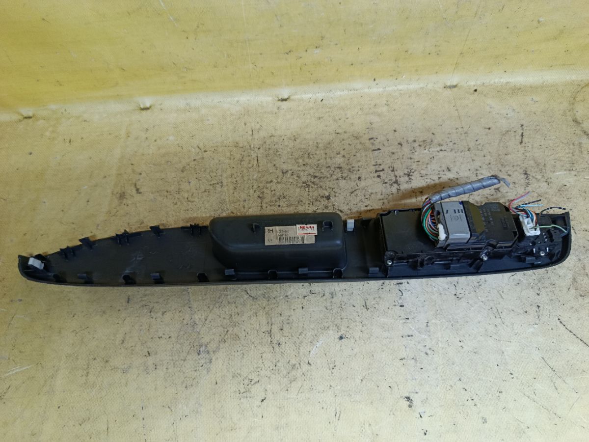 Блок упр-я стеклоподъемниками 35750-SZW-J11 на Honda Stepwgn RK5 Фото 3