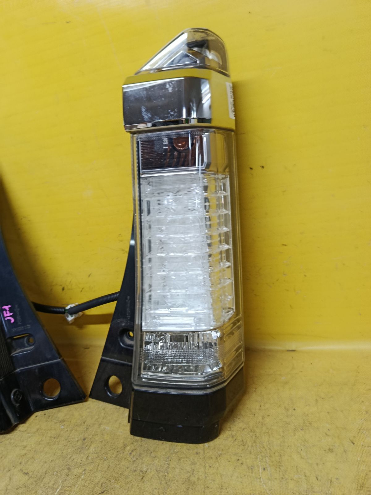 Стоп D106 D106, на Honda N-Box JF1 Фото 3