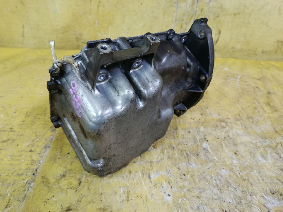 Поддон на Toyota Passo KGC10 1KR-FE Фото 2