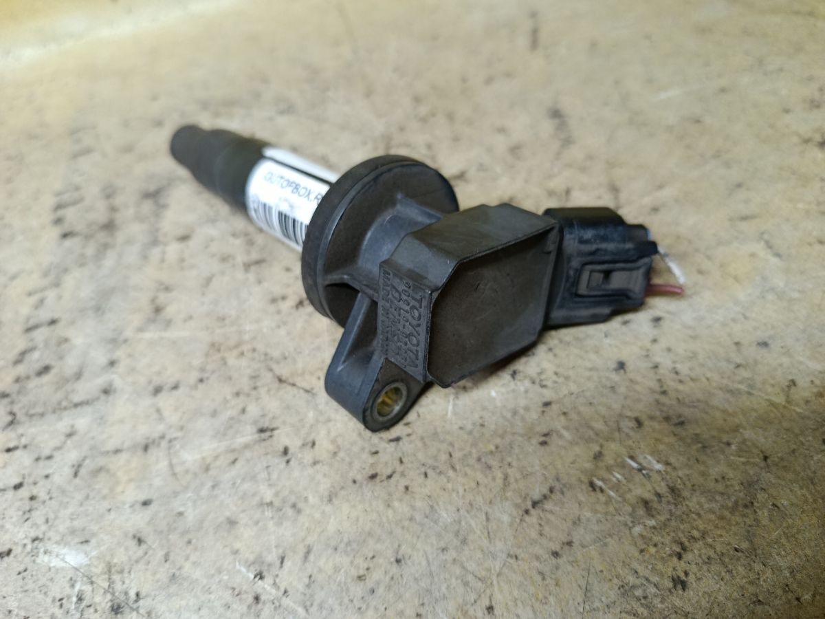 Катушка зажигания 90919-02239, 90919-02262, LC-016-2646 на Toyota Passo KGC10 1KR-FE Фото 1
