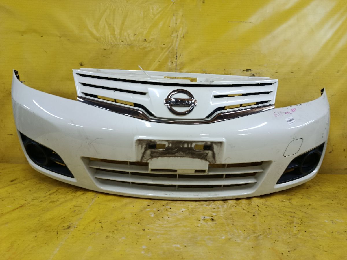 Бампер 62022-8Y20H на Nissan Note E11 Фото 1