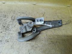 Крепление капота на Suzuki Wagon R MH34S
