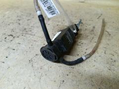 Насос омывателя стекла 85330-20460, 85330-52030 на Toyota Funcargo NCP20 2NZ-FE Фото 3