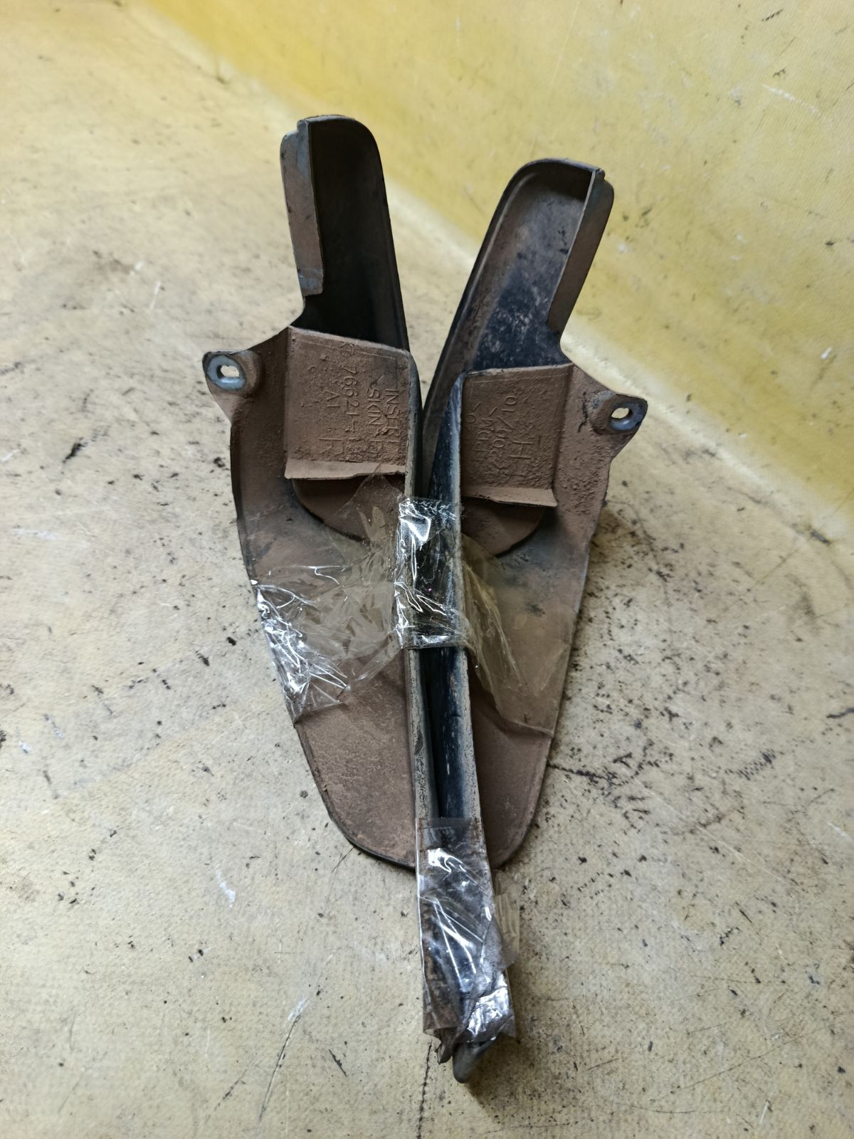 Брызговик на Toyota Allex NZE121 Фото 4