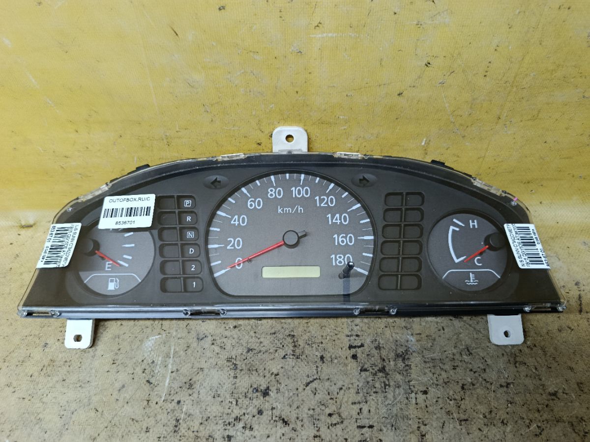 Спидометр на Nissan Sunny FB15 QG15DE Фото 1