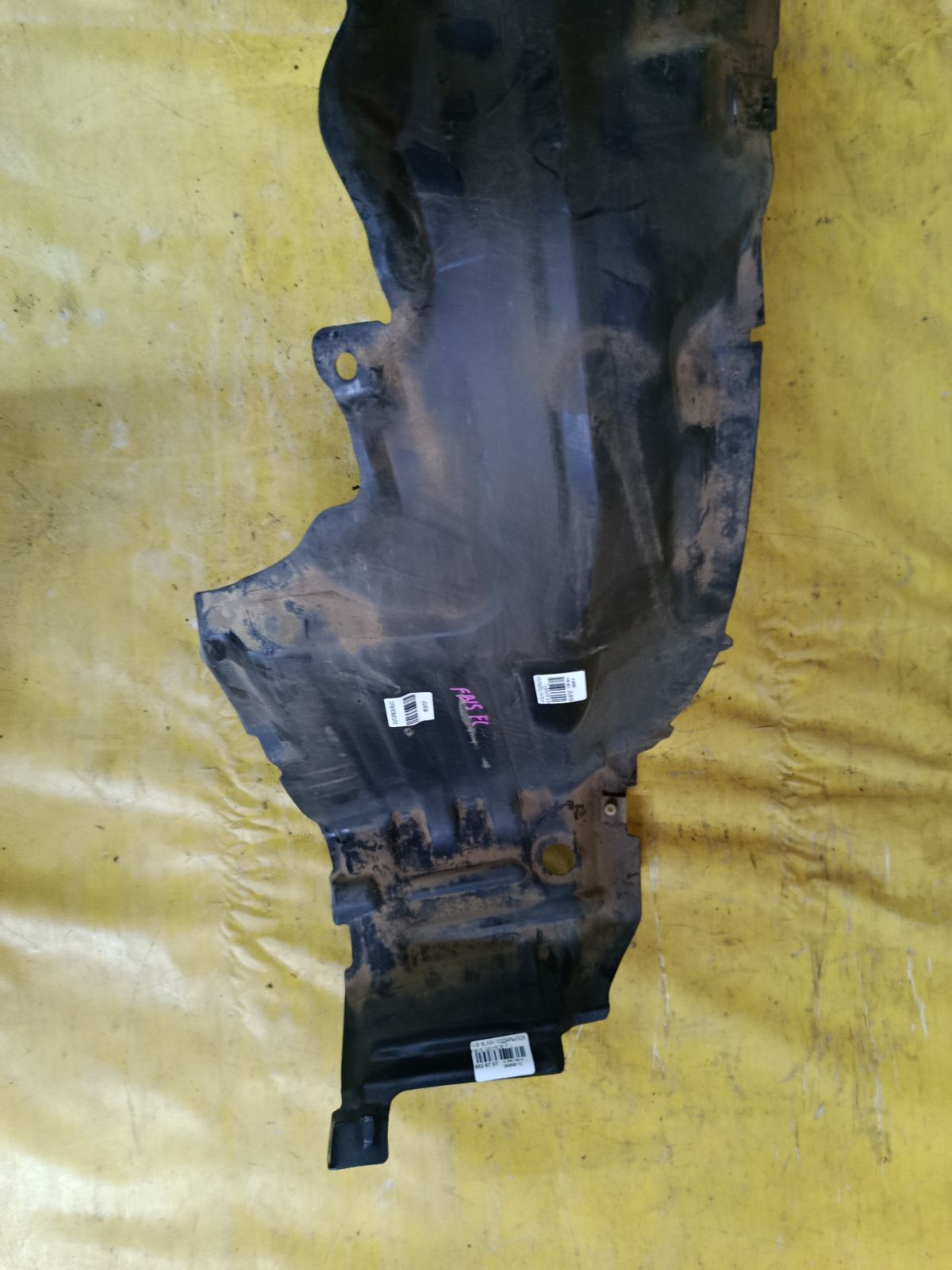 Подкрылок на Nissan Sunny FB15 QG15DE Фото 2