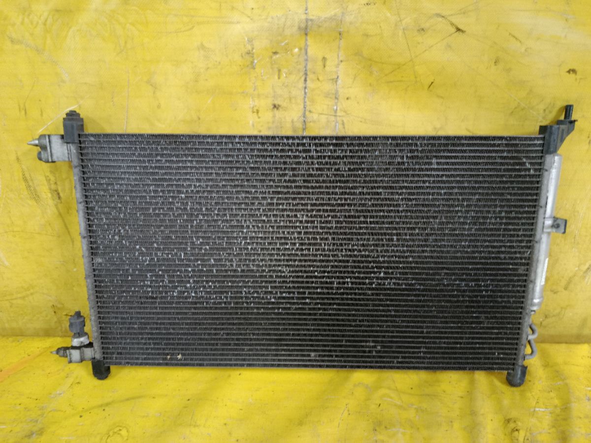 Радиатор кондиционера 92110 1U600, 92110 ED000, FX-267-3170, TD-267-3170 на Nissan Note E11 HR15DE Фото 3