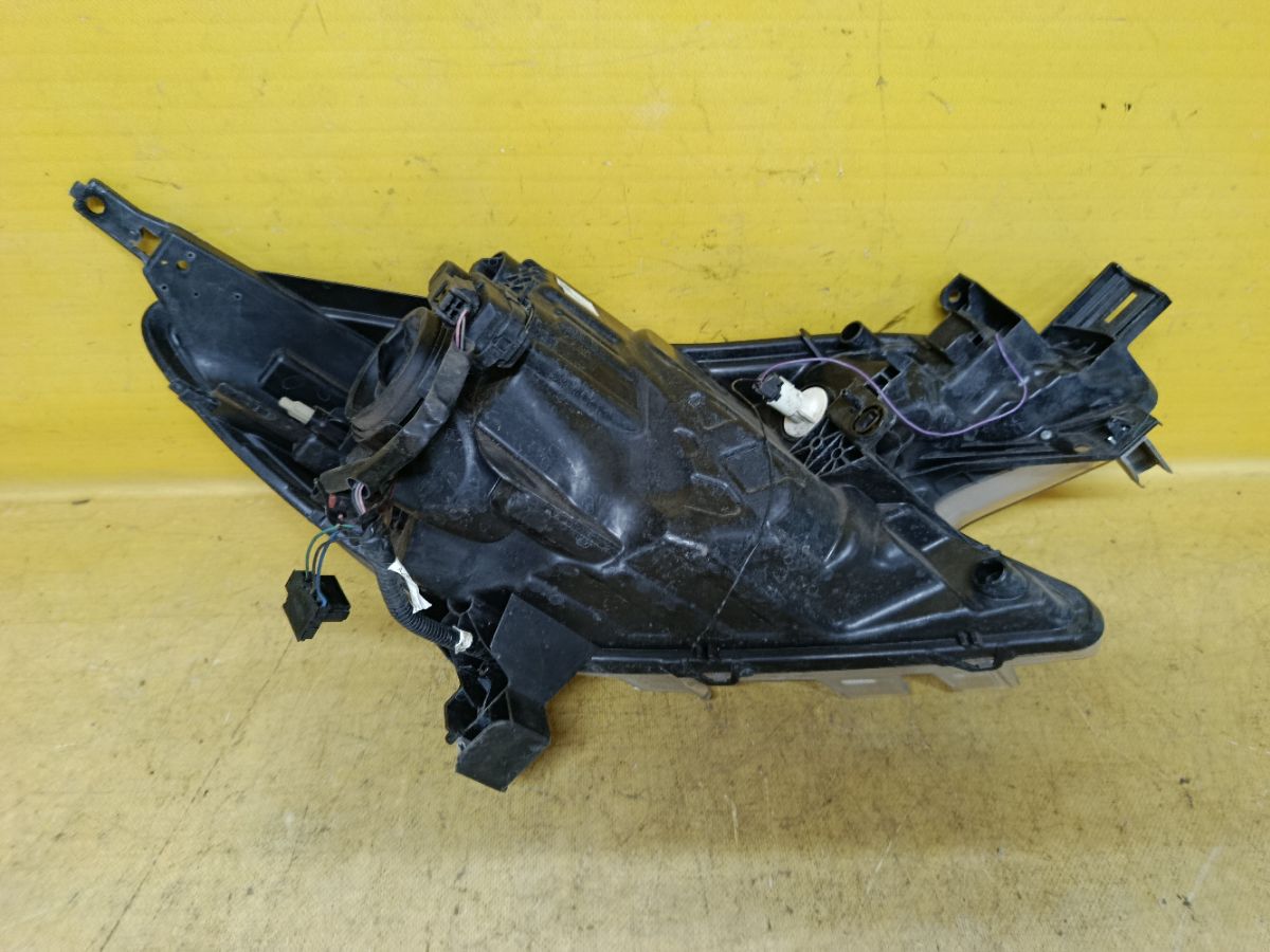 Фара 1868 1868, на Nissan Note E12 Фото 5