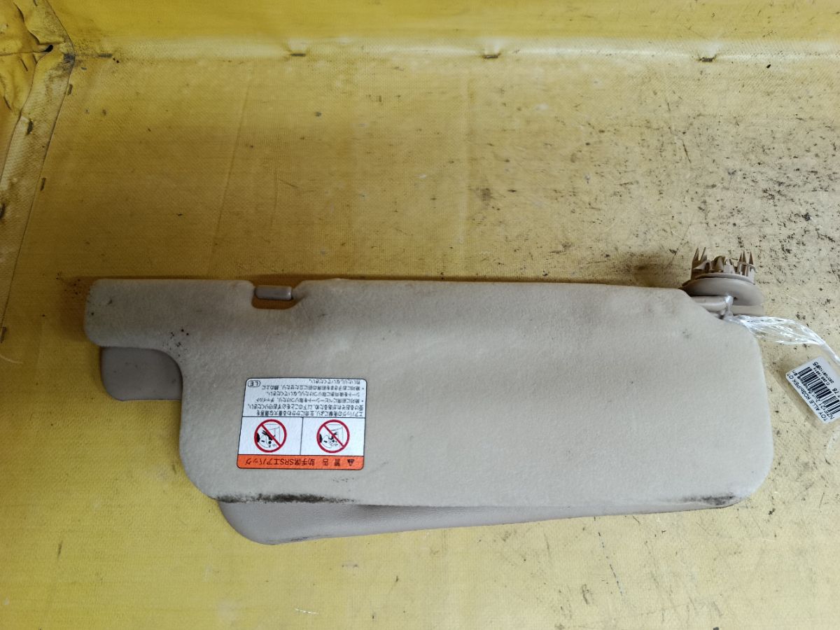 Козырек от солнца на Toyota Allex NZE121 Фото 1