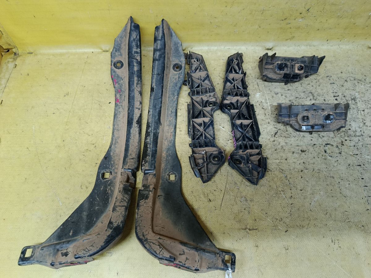 Крепление бампера 52592-13040, 52591-13040, на Toyota Allex NZE121 Фото 2