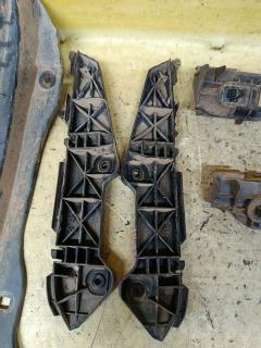 Крепление бампера 52592-13040, 52591-13040, на Toyota Allex NZE121 Фото 3
