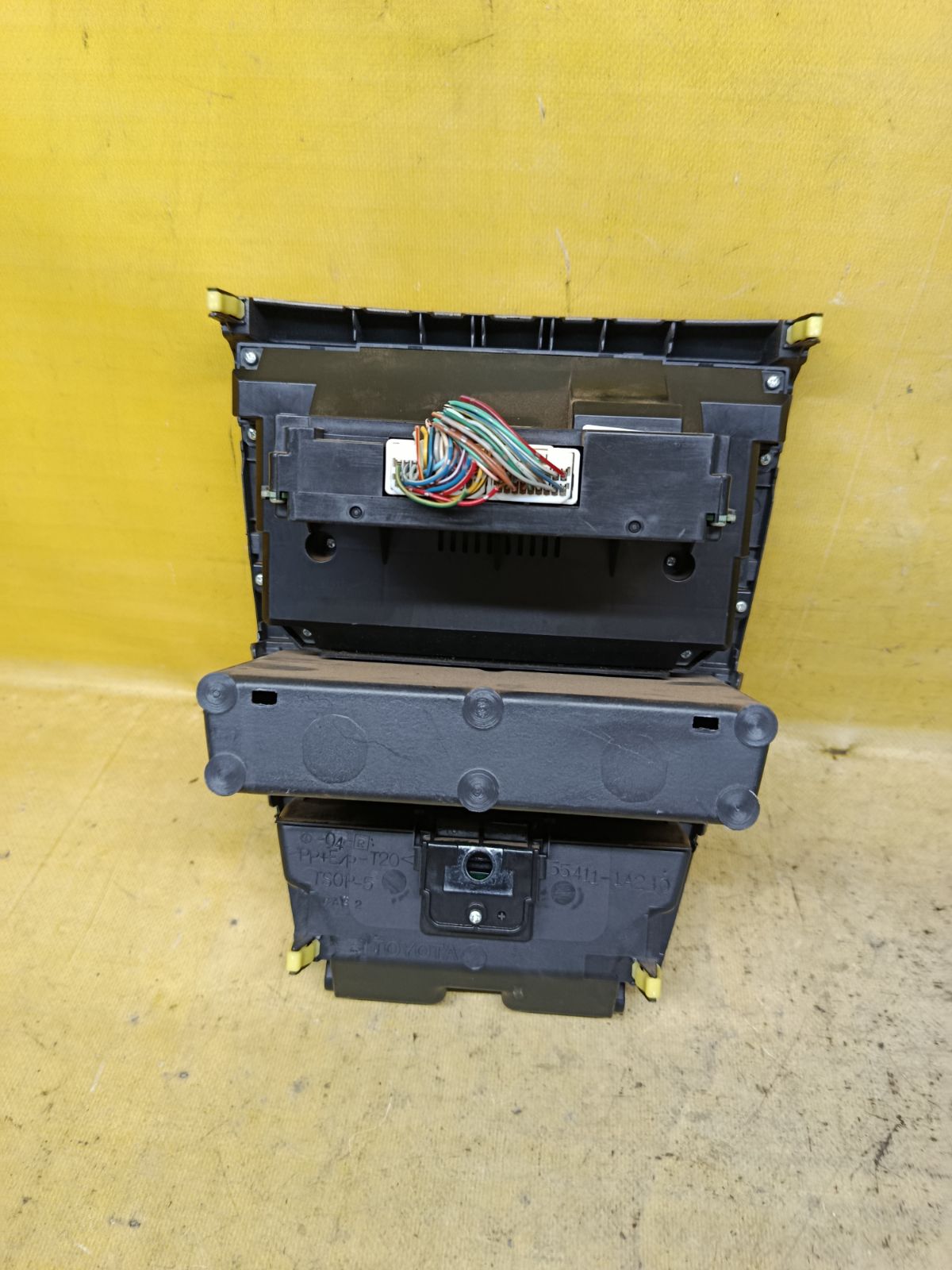 Блок управления климатконтроля 88650-12A40 на Toyota Allex NZE121 1NZ-FE Фото 3