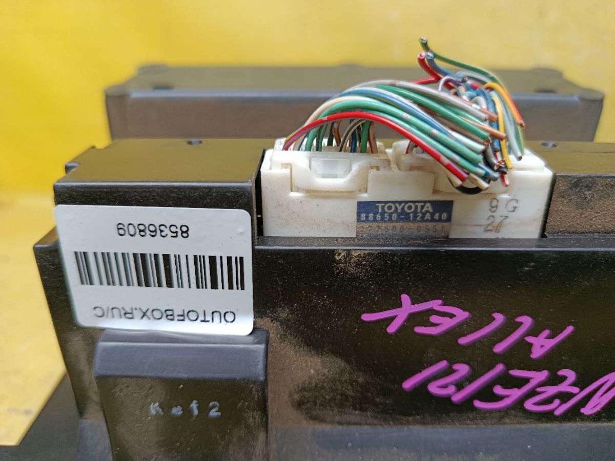 Блок управления климатконтроля 88650-12A40 на Toyota Allex NZE121 1NZ-FE Фото 4