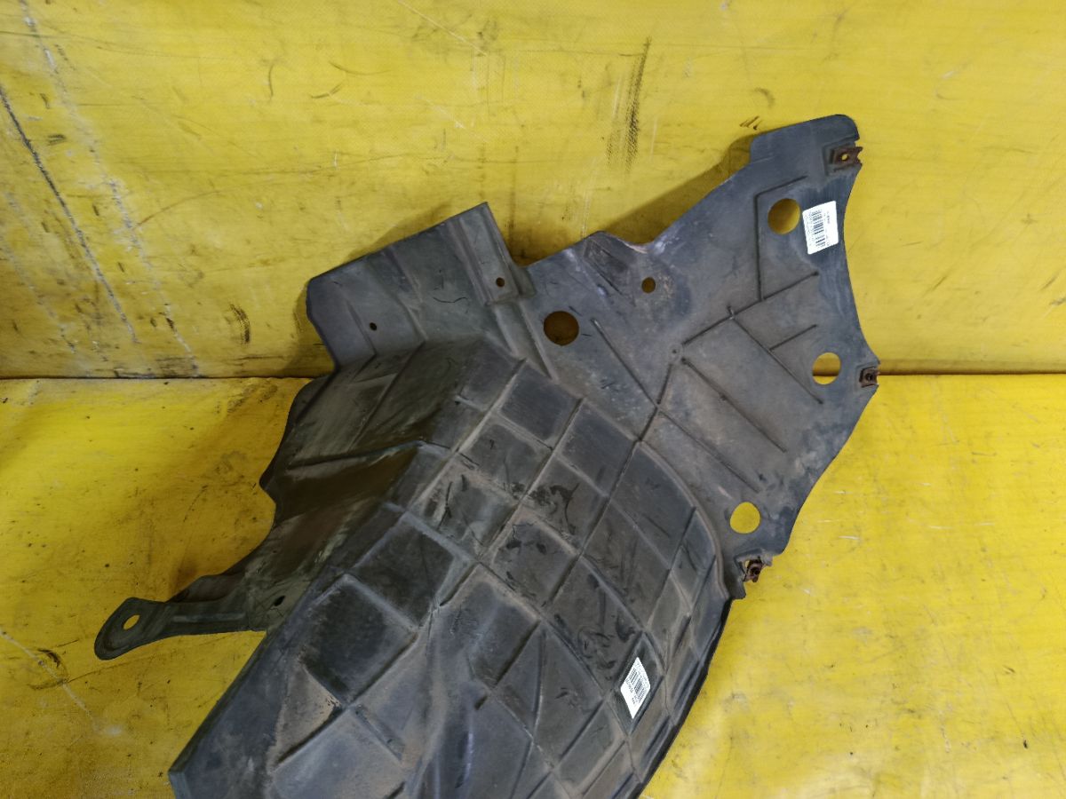 Подкрылок 63842-CV00B на Nissan Ad Van VY12 HR15DE Фото 2