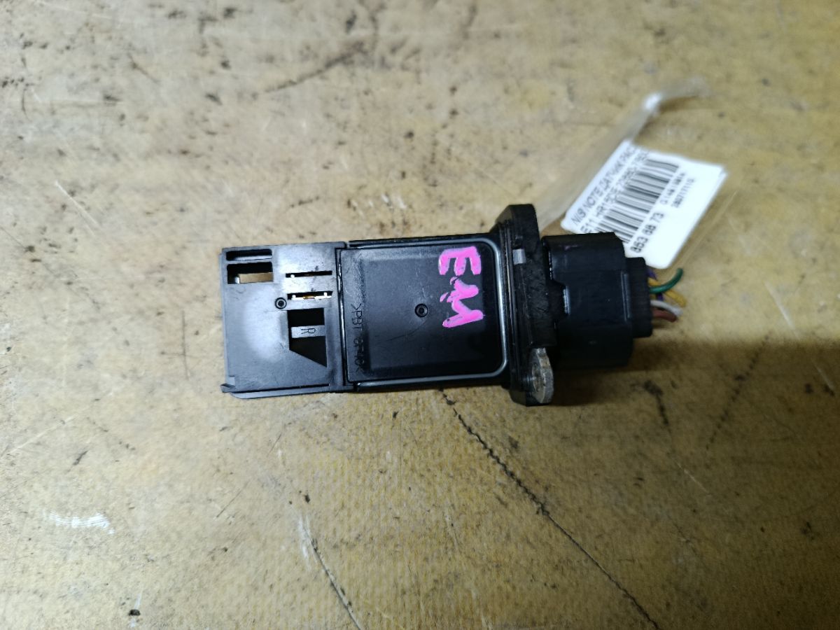 Датчик расхода воздуха 22680-7S000 на Nissan Note E11 HR15DE Фото 1