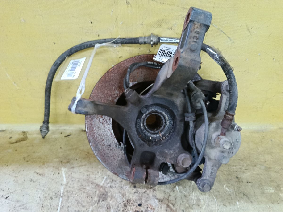 Ступица на Nissan Note E11 HR15DE Фото 1