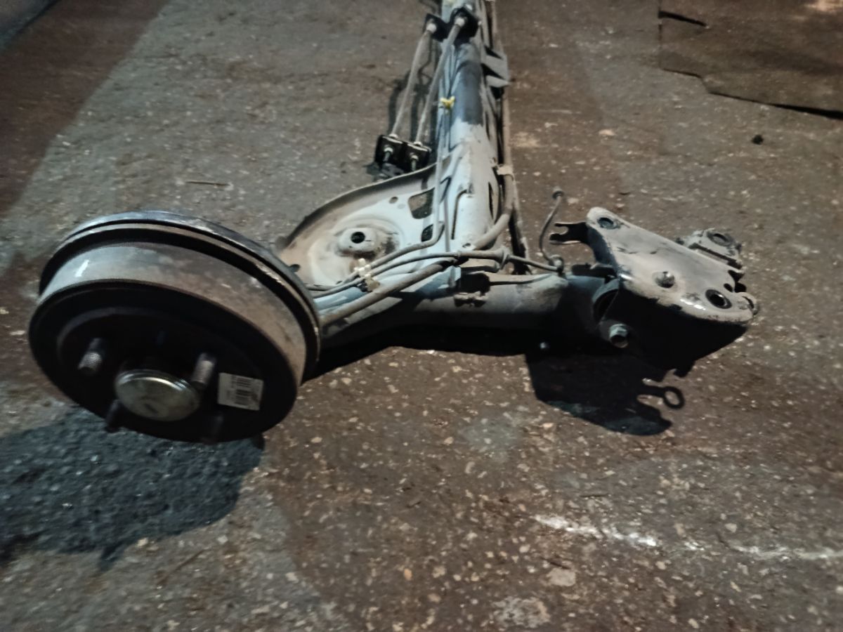 Балка подвески на Nissan March AK12 CR12DE Фото 3