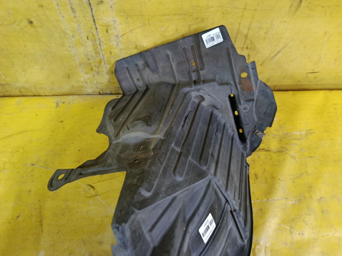 Подкрылок 63842-CT01A на Nissan March AK12 CR12DE Фото 3
