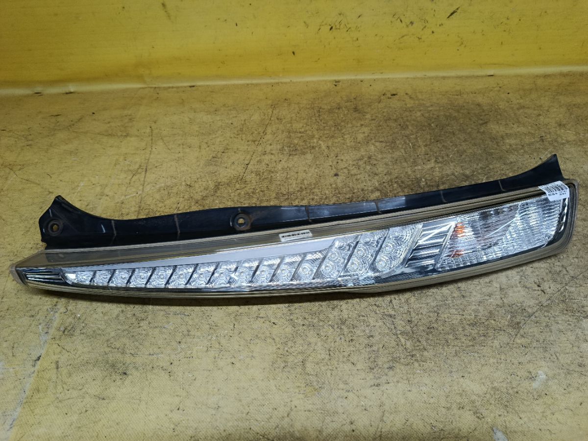 Стоп 220-51094 220-51094, на Daihatsu Move LA100S Фото 1