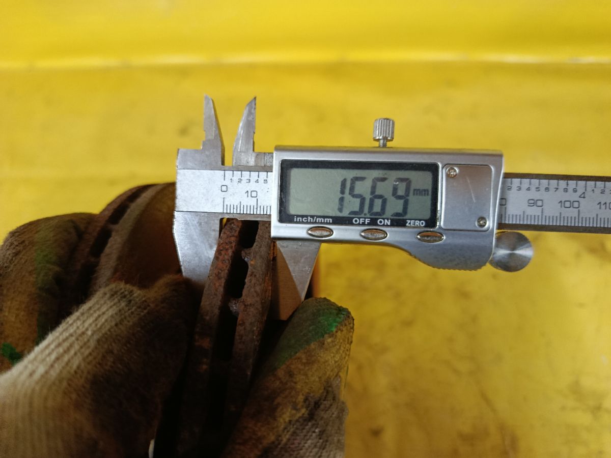 Тормозной диск на Toyota Passo KGC10 1KR-FE Фото 3