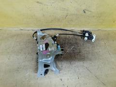 Доводчик двери на Honda Stepwgn RG1 Фото 2
